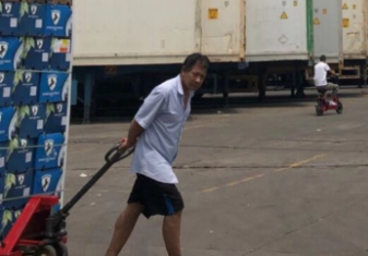 手动液压秋葵视频在线观看对搬运工李师傅的意义