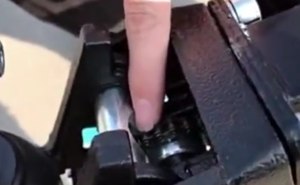 手动液压秋葵视频在线观看中的链条起到了什么作用